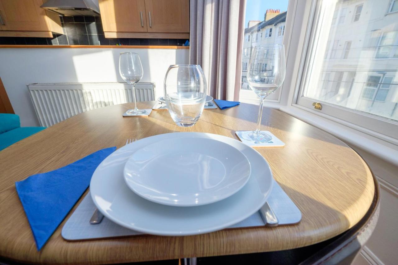 Central Garden Apartment Brighton Екстериор снимка
