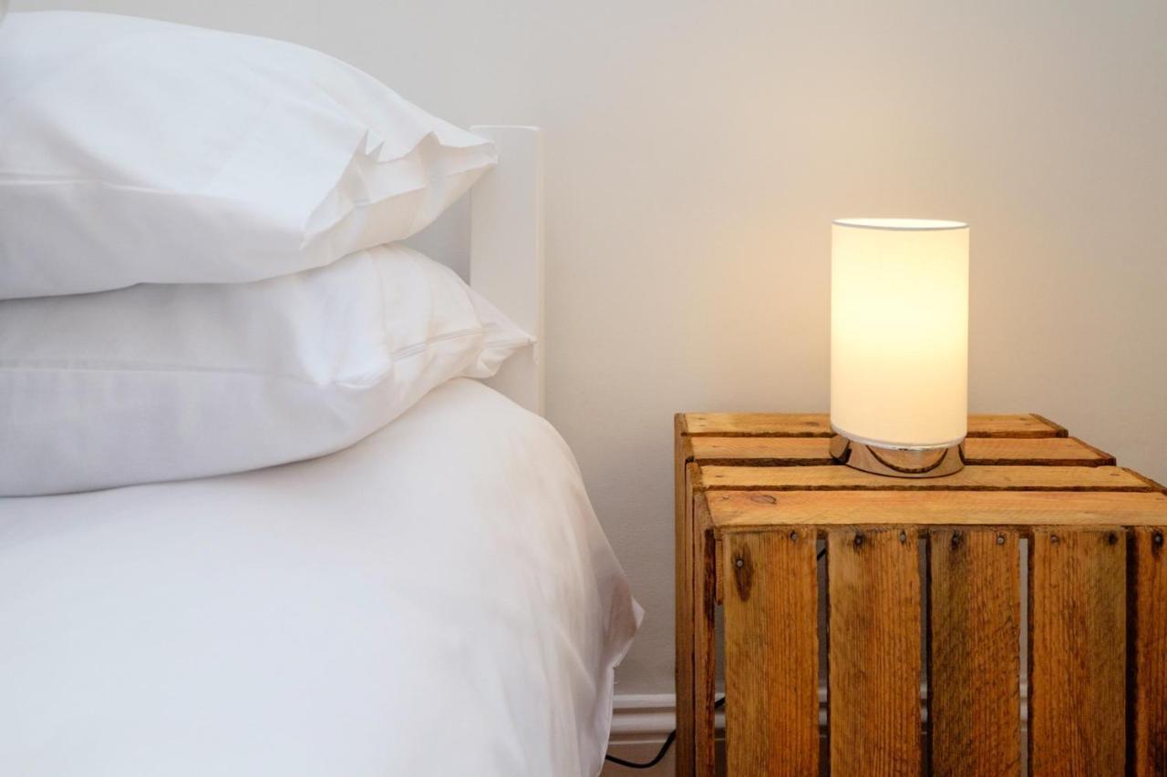 Central Garden Apartment Brighton Екстериор снимка